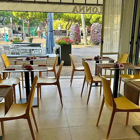Colonna Ξενοδοχείο