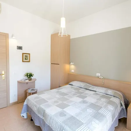 فندق Colonna 3*