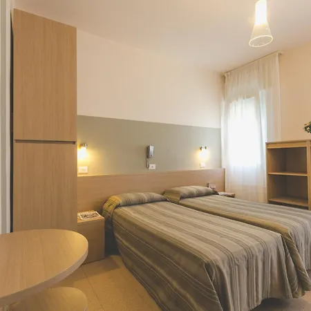 Colonna فندق 3*